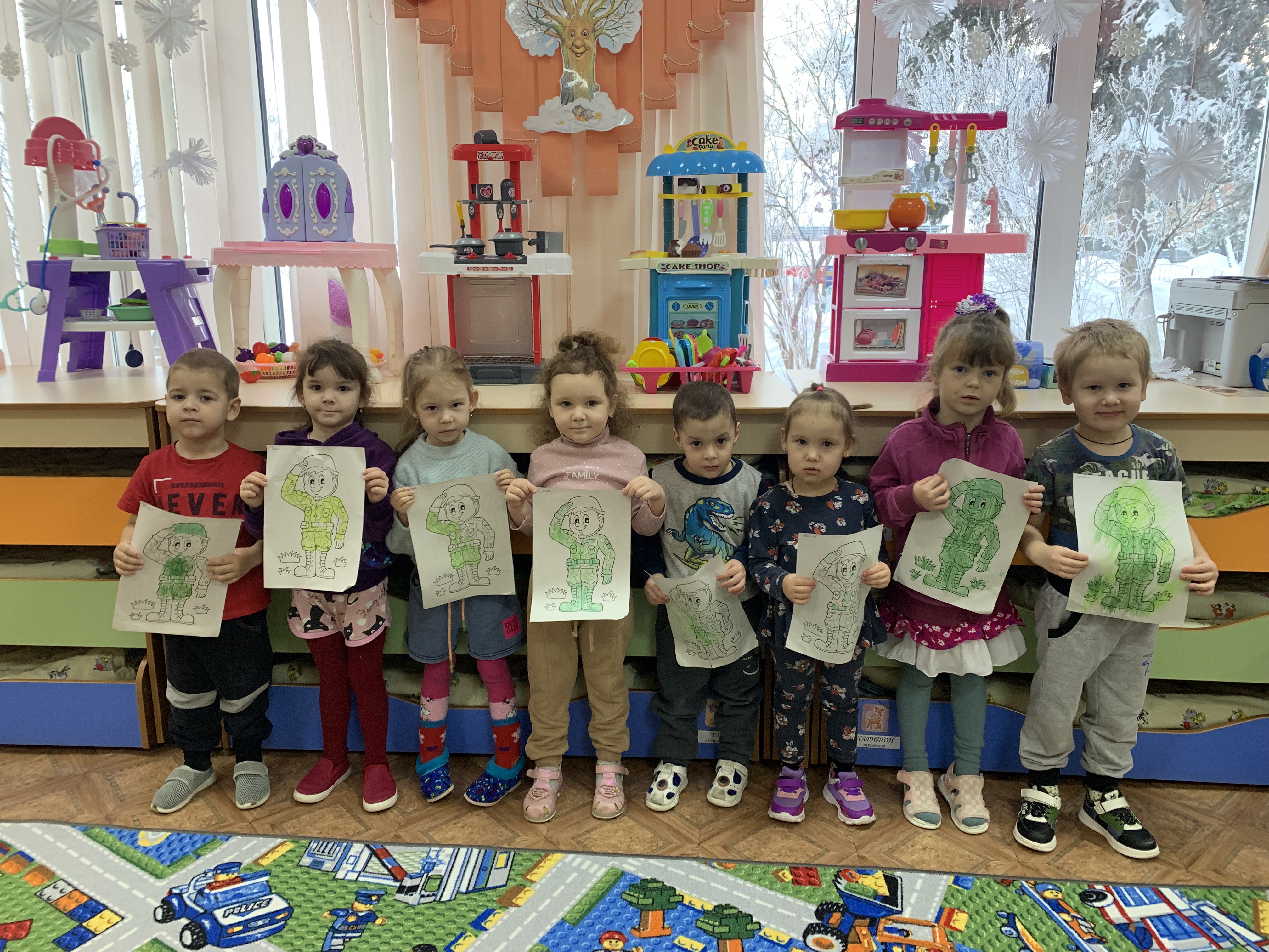 Выставка рисунков на тему: &amp;quot;Есть такая профессия Родину защищать!&amp;quot;.