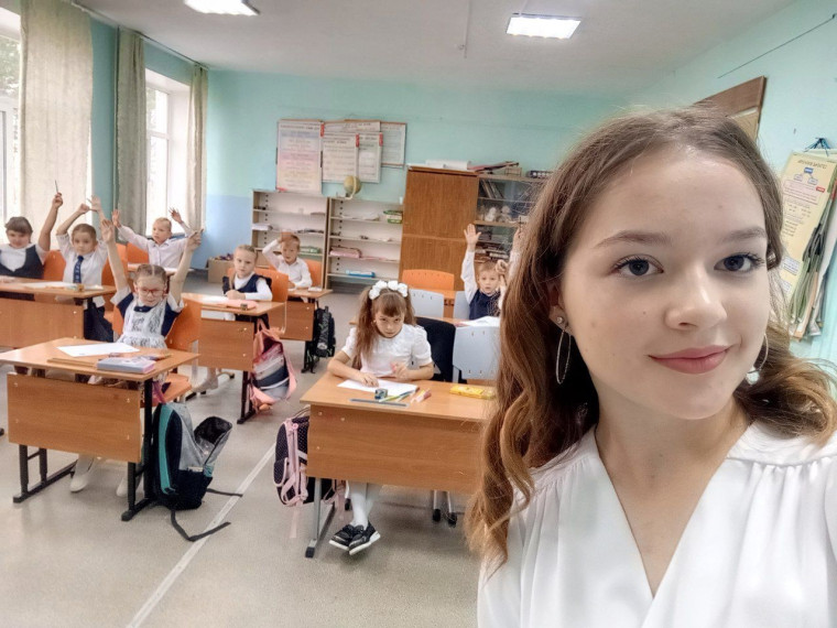 В день учителя я - учительница!.